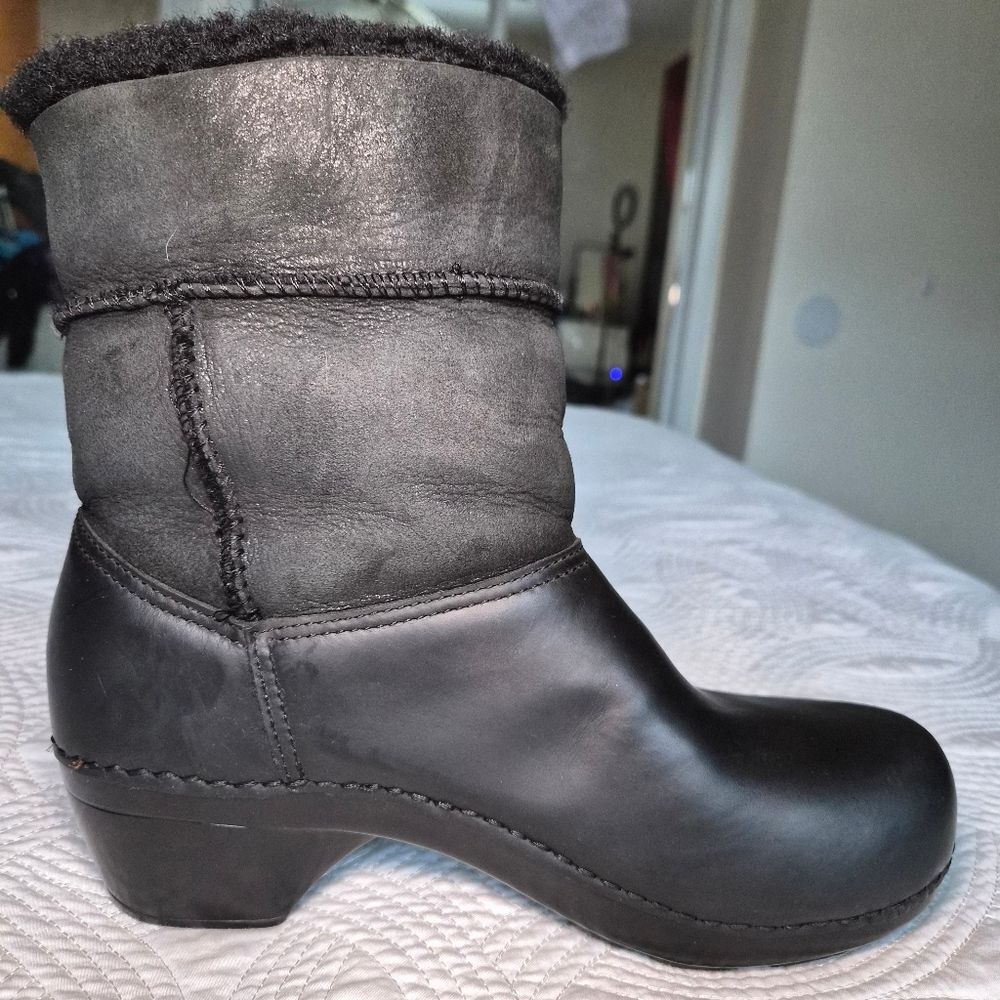 VGUC Dansko Stormy Fur Lined Boots Leather Black Women EU 38 - Picture 7 of 16